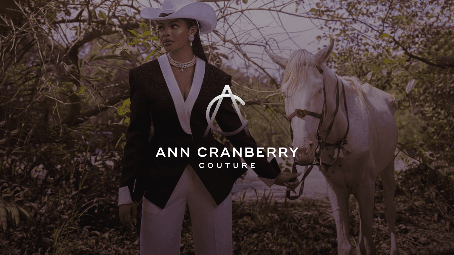 Ann Cranberry Couture